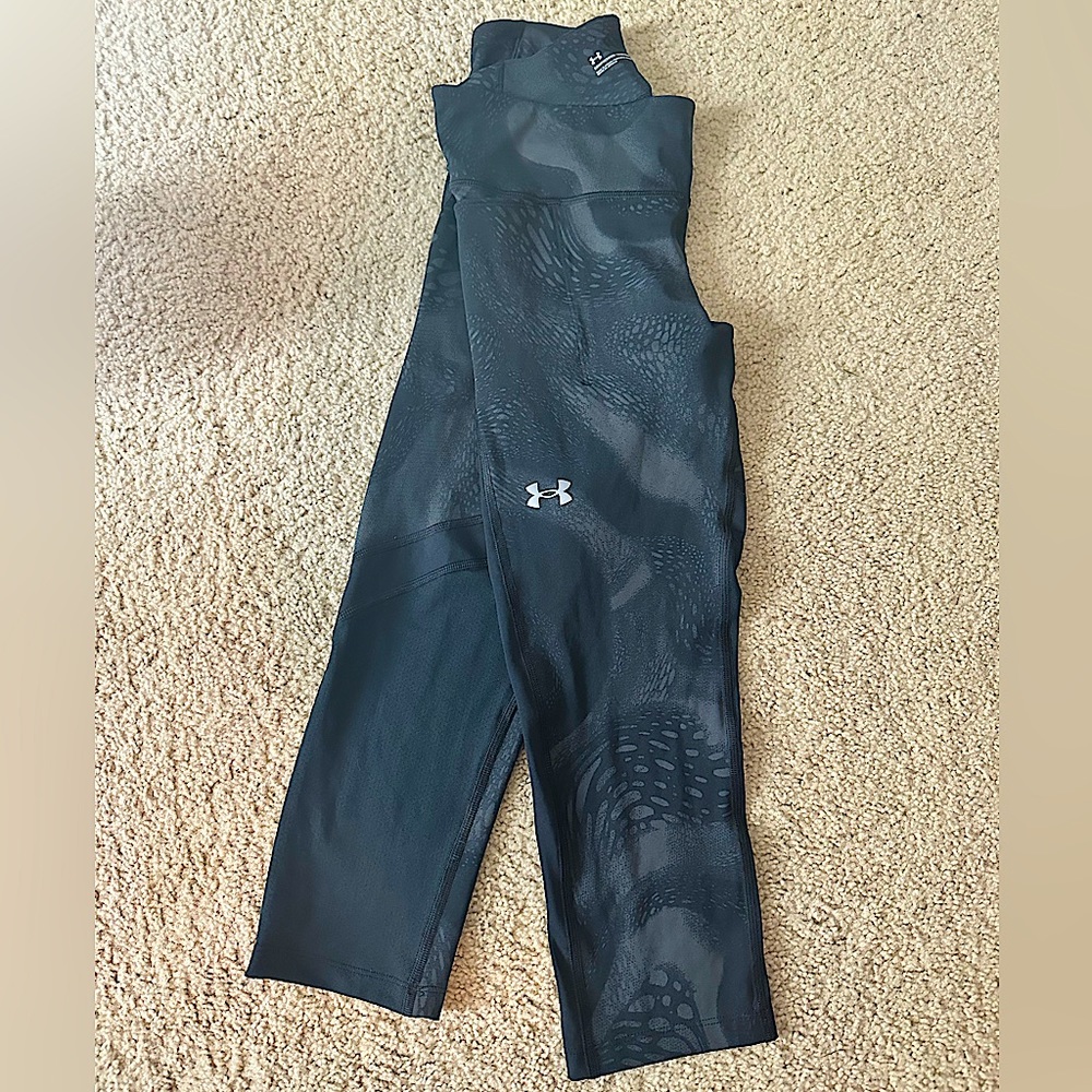 Under Armour Compression Cropped Leggings